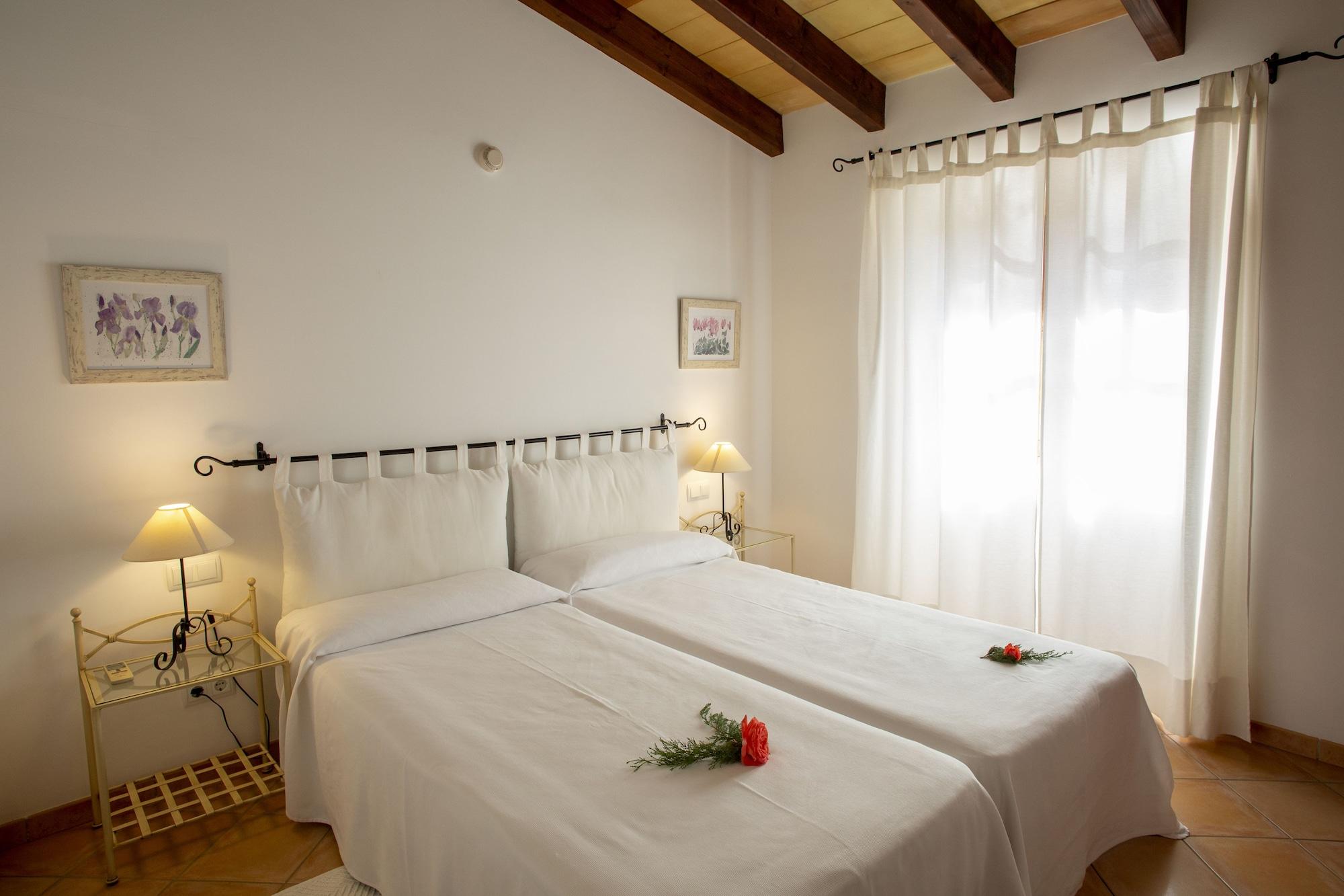 Hotel Apartament Sa Tanqueta De Fornalutx - Adults Only Luaran gambar
